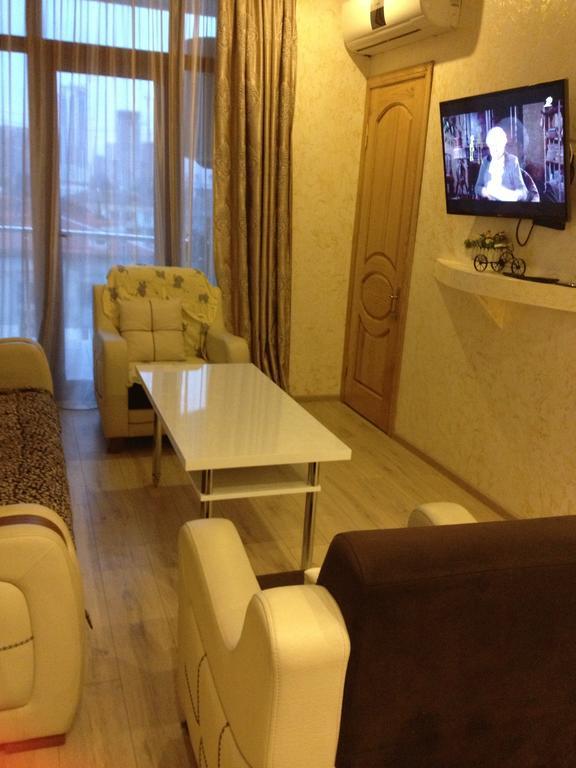 Tamuna Apartment Batumi Habitación foto
